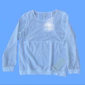 Lululemon Mesh on Mesh Pop Over
